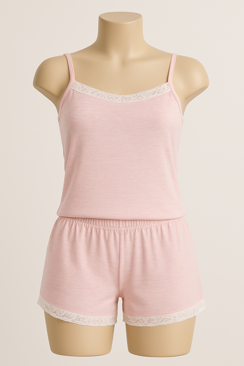 Beyaz dantel detaylı pijama takımı